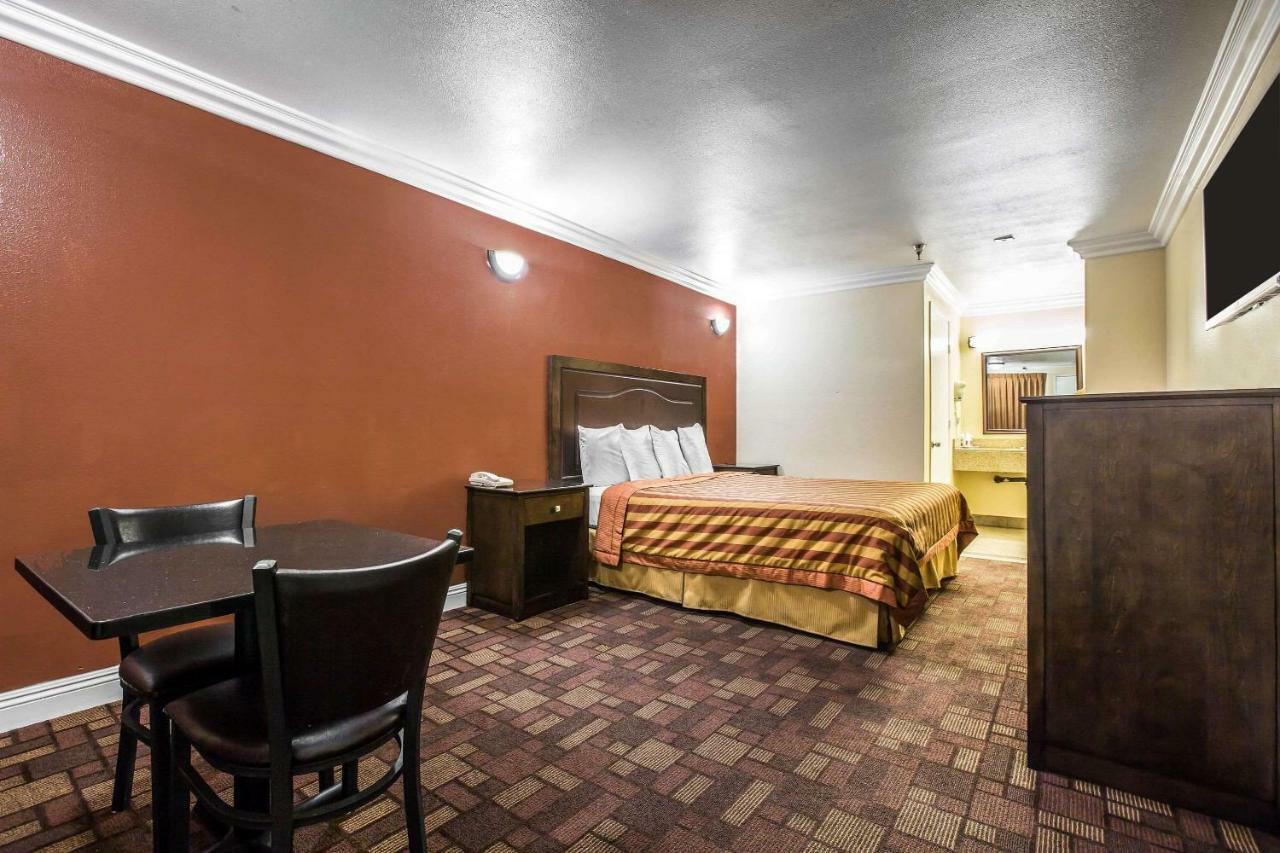 Econo Lodge Pico Rivera Kültér fotó